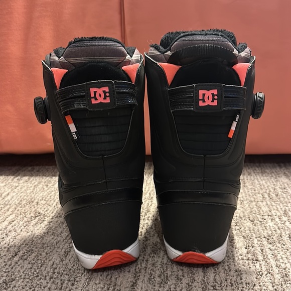DC Mora snowboard boots size 7 - Picture 4 of 7